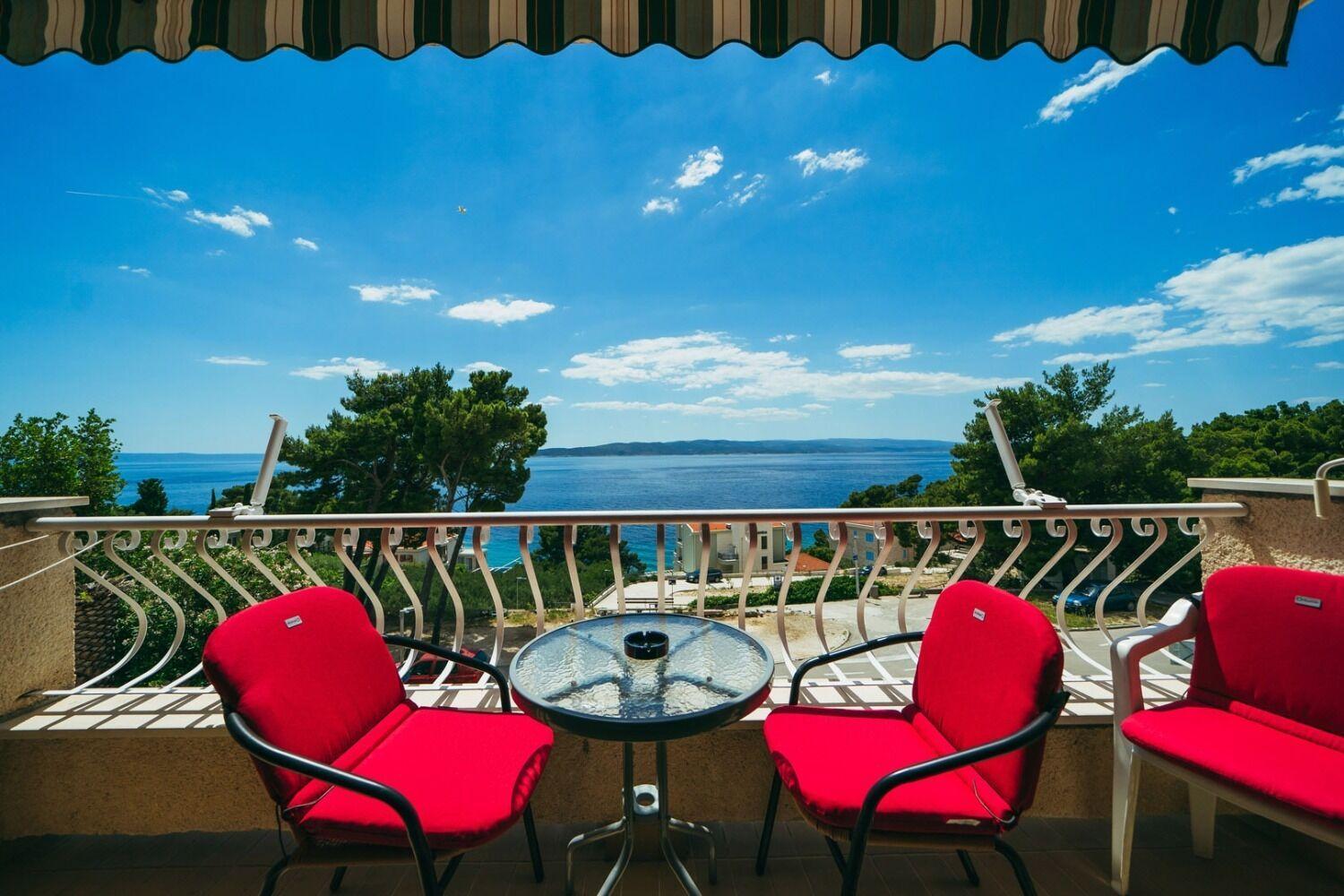 Apartments Lovre - Close To The Sea Брела Экстерьер фото
