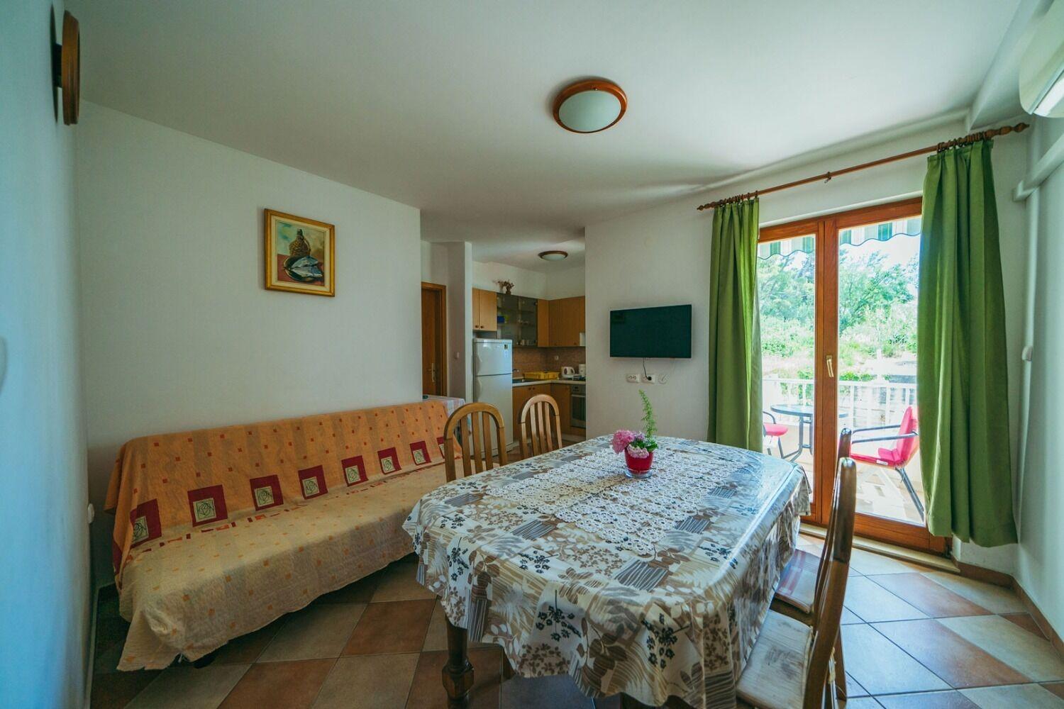 Apartments Lovre - Close To The Sea Брела Экстерьер фото